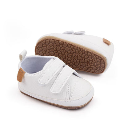 Botoșei "Baby Cloud", albi, piele ecologică, talpă cauciuc, închidere scai